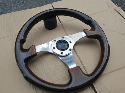 Rare volant bois classique - volant,