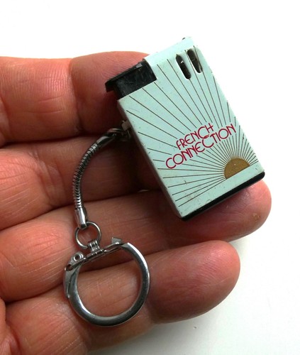 Ancien porte clé briquet - , gaz