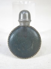 ANCIEN PETIT FLACON A SEL PARFUM GAINE CUIR SURPIQUE VERS 1920