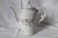 Cafetiere porcelaine ancienne décor aux barbeaux et aux roses