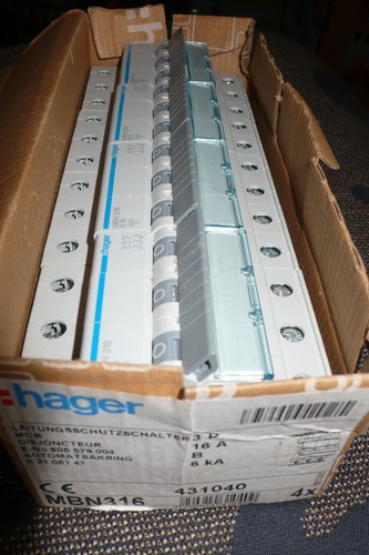 Disjoncteur triphase 16a - disjoncteur,