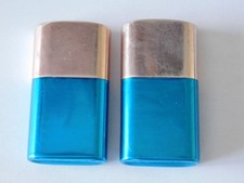 LOT DE 2 BRIQUETS VINTAGE / ARMEE FRANCAISE BRIQUETS DE FOYERS ?