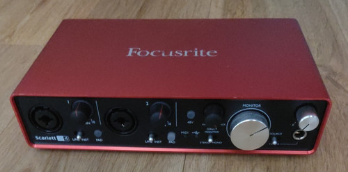 Focusrite scarlett 2i4 - scarlett,
