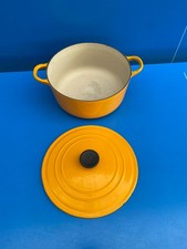 Le Creuset Grande Cocotte EN Fonte RONDE Vintage MODELE D JAUNE ø 22 CM