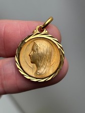 Médaille Sainte Vierge Marie Notre Dame De Lourdes Plaqué Or Neuve