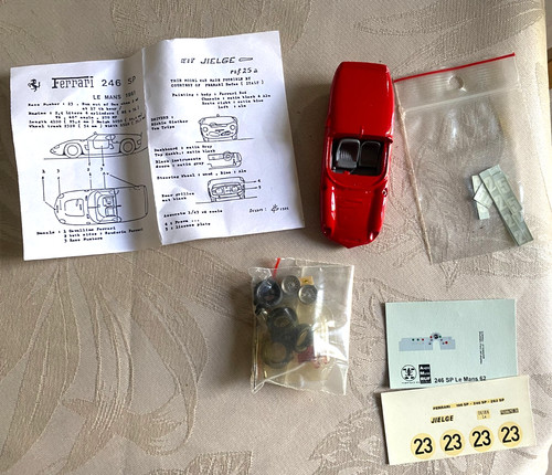 Ferrari 246 mans 1961 - 246,