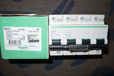 DISJONCTEUR TETRAPOLAIRE 80A