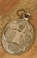 Médaille Religieuse Ancienne
