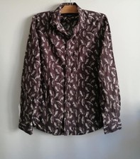 Chemise marron à motifs