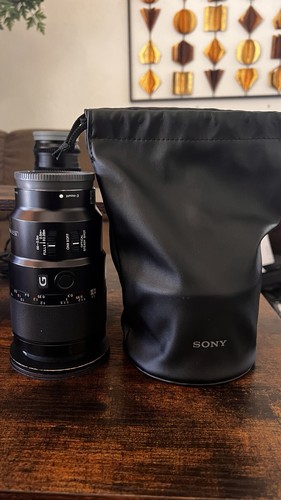 Sony 90mm macro g - f/2.8, oss