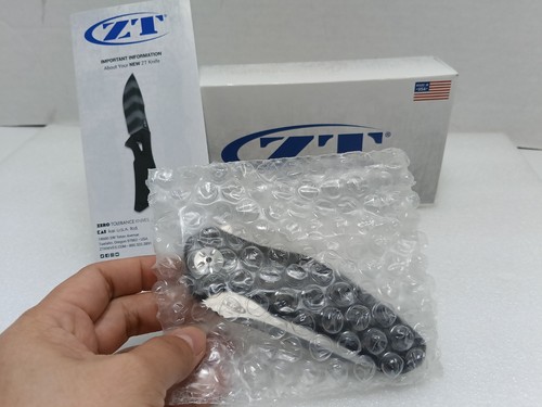 New zero tolerance - tolerance, knives