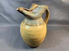 Ancien beau pichet pot à eau en terre cuite vernissée signé Larozas vintage