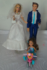 Barbie Mattel 2009- KEN  2010- et fille (robe Barbie)