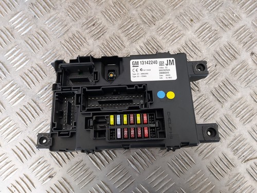 Boitier fusible opel corsa - boitier,