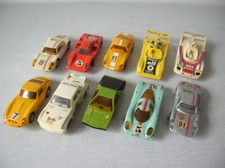 Lot de 10 anciennes voitures