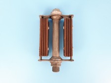 1x Pédale gauche Lyotard? en acier galvanisé 14x125 vélo vintage 1950s France