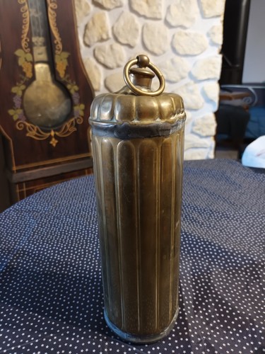 Belle bouillotte ancienne - , en