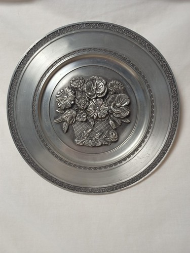 Assiette décorative aux - assiette,