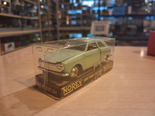 Peugeot 204 coupe norev - 204,