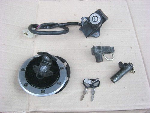 Gpz 1100 zxt10e - jeu, serrures