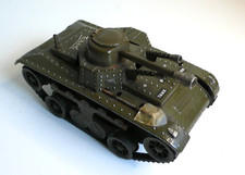 JOUSTRA CHAR "TCHAD"  TÔLE  Lg 20 cm   BEL ÉTAT  FONCTIONNE 1953  SANS CLÉ