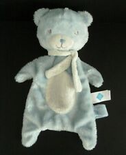 S12. DOUDOU PLAT TEX BABY CARREFOUR OURS BLANC BLEU ROND POIS ECHARPE TTBE