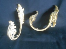 belle paire d'embrasse à