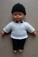 vêtements neufs pour poupon