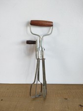 Ancien Batteur Fouet Manuel