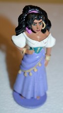 FIGURINE DISNEY " ESMERALDA "