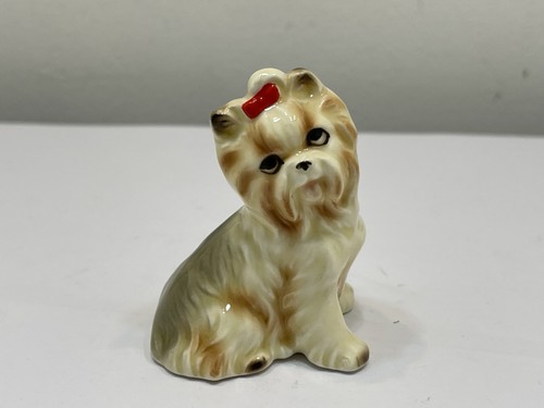Figurine porcelaine chien - figurine, en