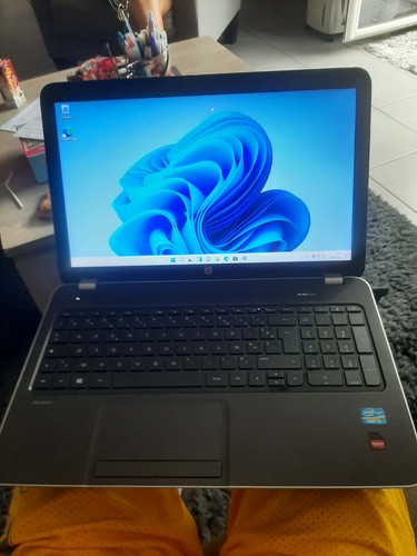 Pavilion core i3 - core,