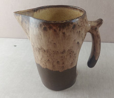 Ancienne cruche / pichet, en