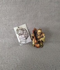 Petite figurine asiatique en résine