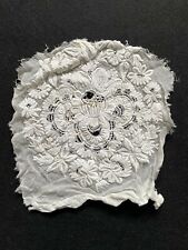 Ancien Fond de coiffe bonnet brodé en dentelle  fleurs Broderie French Lace F3