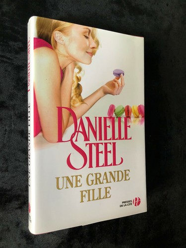 Livre romance danielle - ¤,