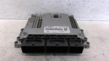 Calculateur moteur renault - calculateur,