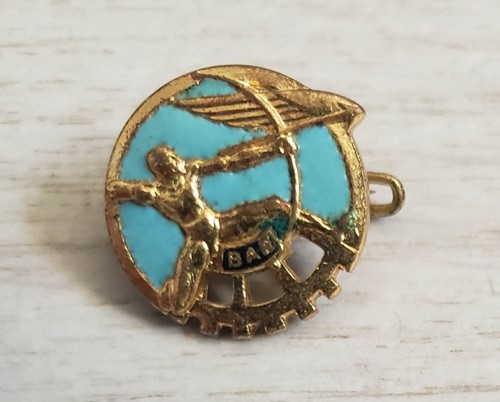Insigne broche militaire - insigne,