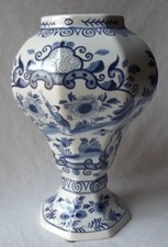 LARGE 9-1/2" RARE ANTIQUE BOCH BROTHERS DELFT STYLE ORIENTAL DESIGN VASE 