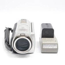 Caméscope Sony HDR-CX500V Silver HD Handycam 12x zoom optique 32 Go avec...