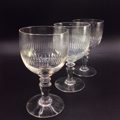 Série trois verres eau - série,