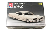 PONTIAC  1965  2+2   -  MAQUETTE NEUF - AMT ERTL  #6629 - 1/25