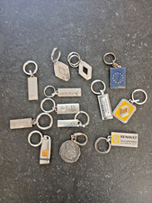 Lot de  13 porte cles métal