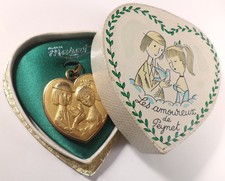 LES AMOUREUX DE PEYNET – MÉDAILLE MURAT GRAVÉE CONTOUX – BOÎTE CŒUR ORIGINALE