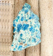 Pierre précieuse brute