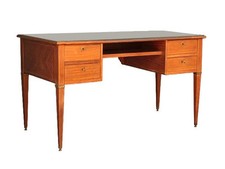 Bureau de style Louis XVI