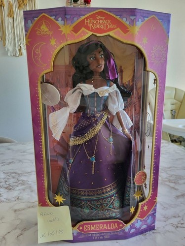 Poupee limitee disney - poupee,