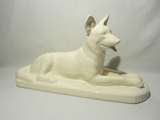 ANCIENNE STATUE ANIMALIERE CHIEN BERGER ALLEMAND EN FAIENCE SARREGUEMINES 