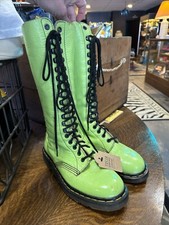 Dr Martens 
