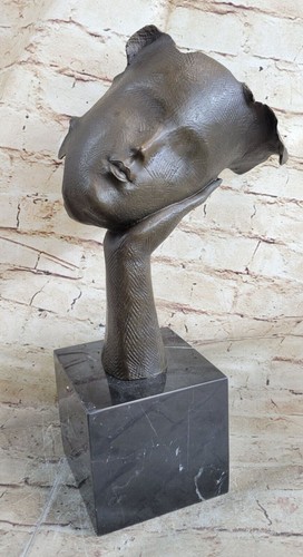Statue bronze sculpture - statue, en